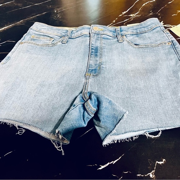Universal Thread denim shorts - Picture 15 of 15
